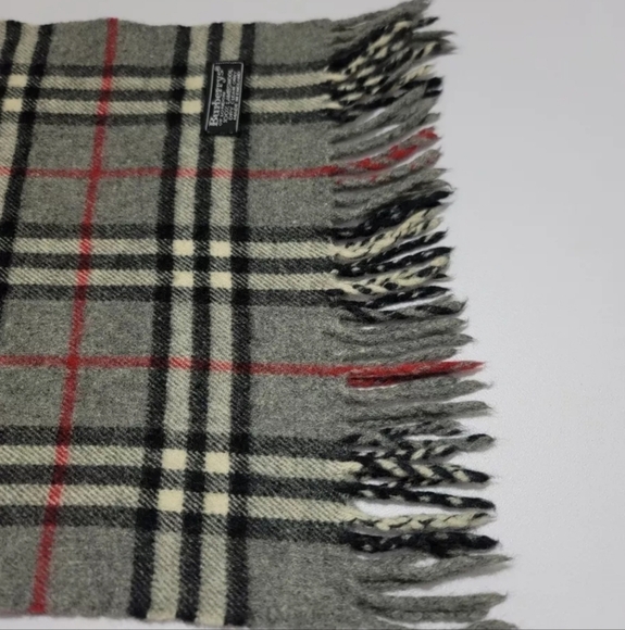 Burberry Plaid Scarf with Fringe - Picture 4 of 10